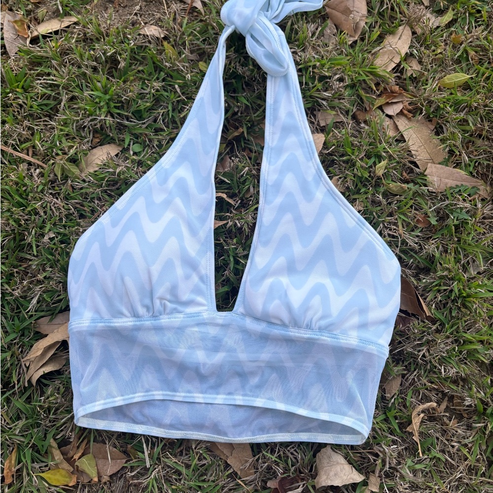 Stylish Blue Zigzag Halter Top